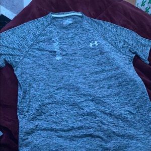 Men’s under amour performance heat guard shirt